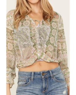 Shyanne 15 Shyanne Women's Long Sleeve Print Woven Tunic